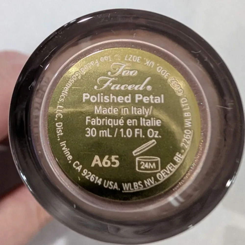Too Faced Born This Way Super Glow Highlighting Skin Enhancer Polished Petal